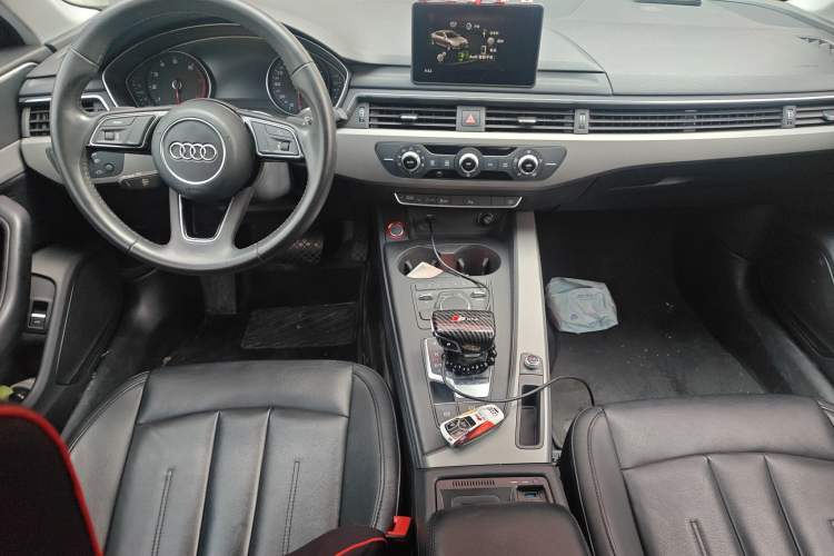 Used Audi A4L 2018 30th Anniversary Edition 40 TFSI Trendy Model