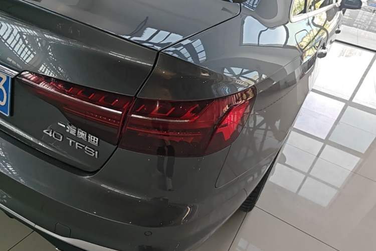 Used Audi A4L 2022 40 TFSI Fashion Dynamic Model
