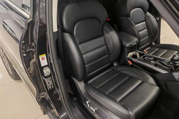 Used Haval H7 2017 Red-Label H7 2.0T Automatic Luxury Model