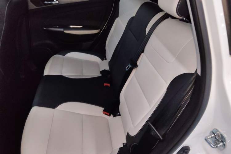 Used CHANGAN CS35 2017 1.6L Automatic Luxury Model
