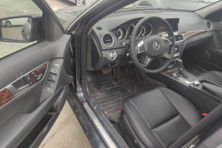 Used Mercedes-Benz C-Class 2013 C 260 CGI Elegant Model Driver Seat