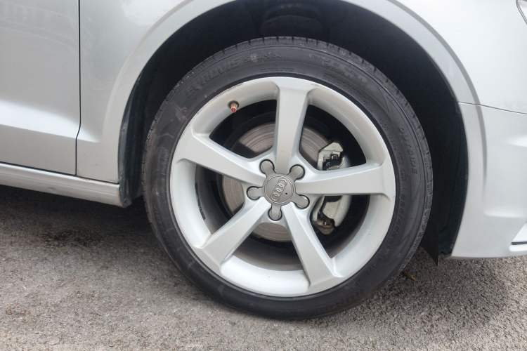 Used Audi A3 2014 Limousine 35 TFSI Automatic Comfort Model