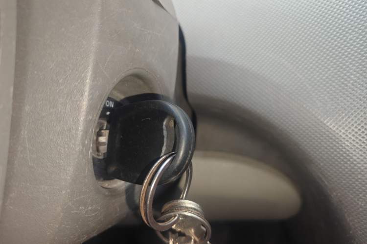 Used Chevrolet Sail 2011 Sedan 1.4L Manual Happiness Edition