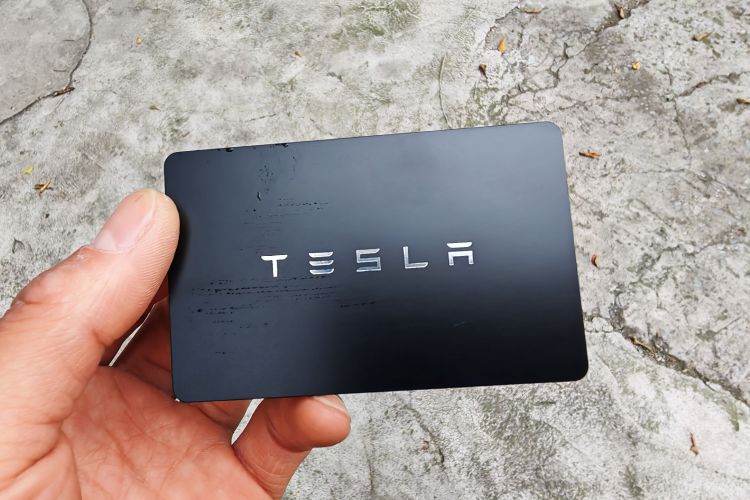 Used Tesla Model Y 2022 Long-Range All-Wheel-Drive Version
