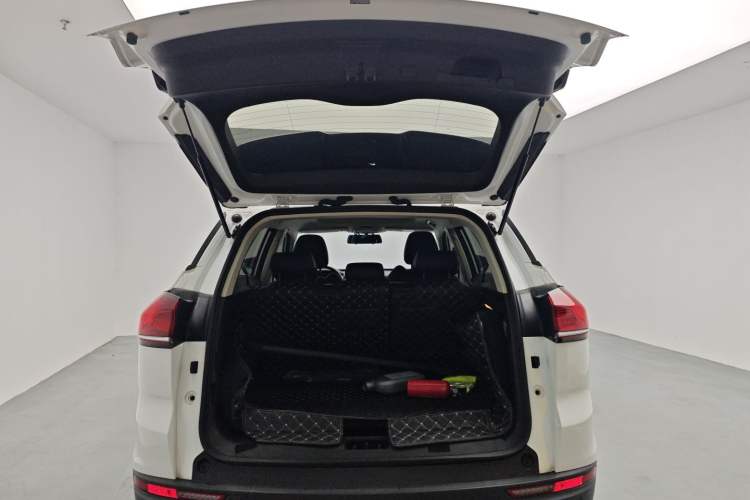 Used Geely Auto Emgrand X7 Sport 2020 1.8TD DCT Smart PRO Trunk