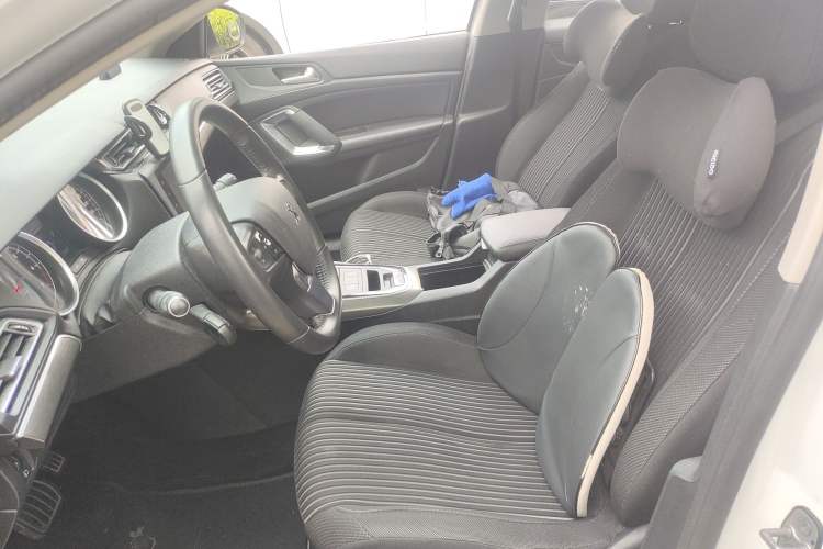 Used Peugeot 408 2015 1.2T Automatic Luxury Edition Left Front Seat