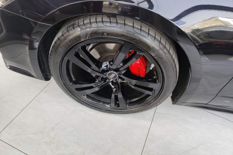 Used Audi A7L 2024 45TFSI quattro S-line Visionary Edition Flow Crystal Package
