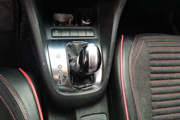 Used Volkswagen Golf 2014 1.6L Automatic Comfort Model
