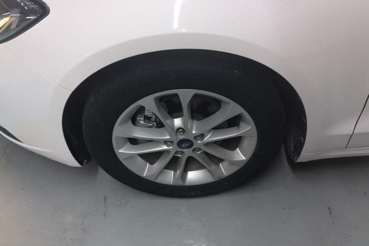 Used Ford Mondeo 2018 EcoBoost 200 Smart Control Fashion Model China VI Standard