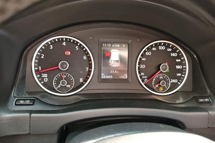 Used Volkswagen Tiguan 2015 1.8TSI Automatic Two-Wheel Drive Luxury Model Instrument Cluster