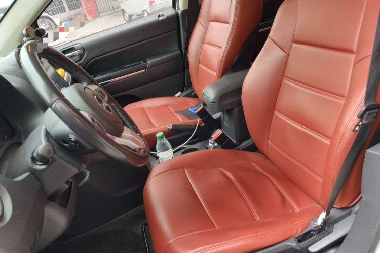 Used Jeep Compass 2014 Revised Version 2.0L Two-Wheel Drive Entry-Level Edition Left Front Seat