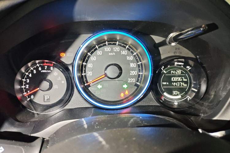 Used Honda XR-V 2015 1.8L EXi CVT Comfort Version
