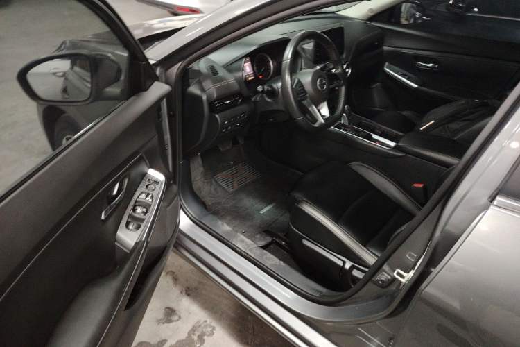 Used Nissan Sylphy 2022 1.6L XL CVT Enjoyment Edition Driver Seat