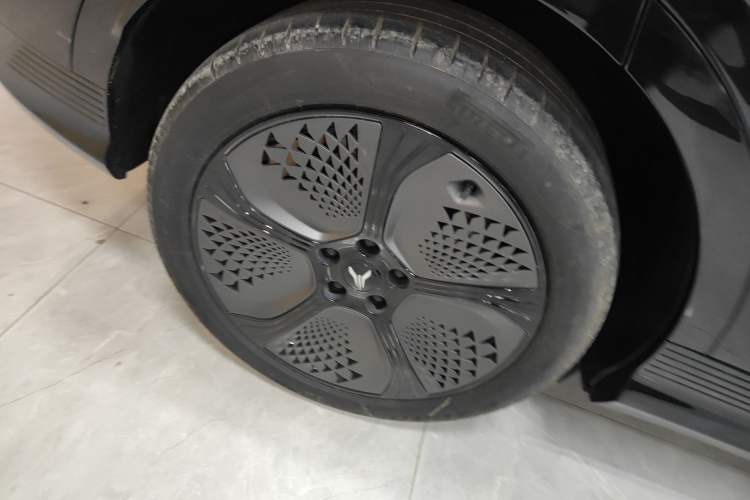 Used VOYAH COURAGE 2024 Four-Wheel Drive Global Edition
