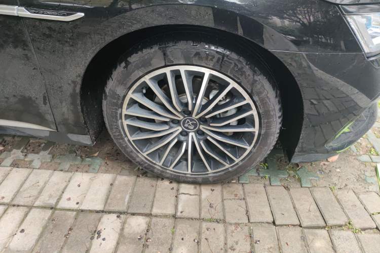 Used BYD Han 2022 DM-i 121KM Prestige Model