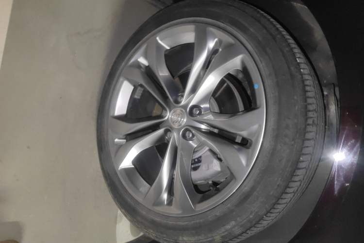 Used Buick LaCrosse 2022 Avenir Avia First Edition