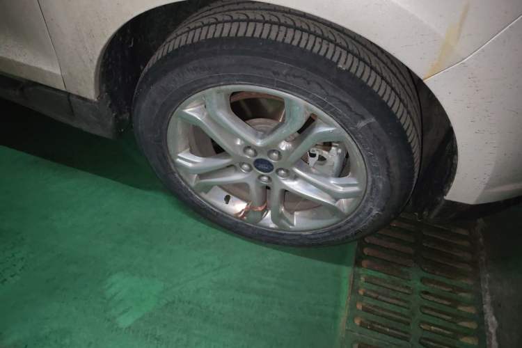 Used Ford Edge 2016 EcoBoost 245 Four-Wheel Drive Titanium Edition 7-Seater
