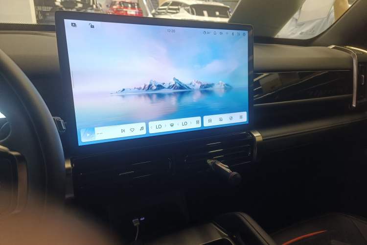 Used iCAR 03T 2024 501km Four-wheel Drive Long-Range Version