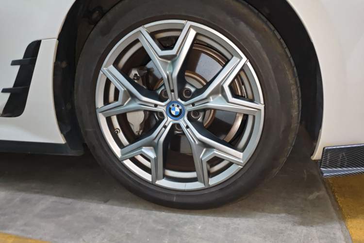 Used BMW i3 2024 eDrive 35 L