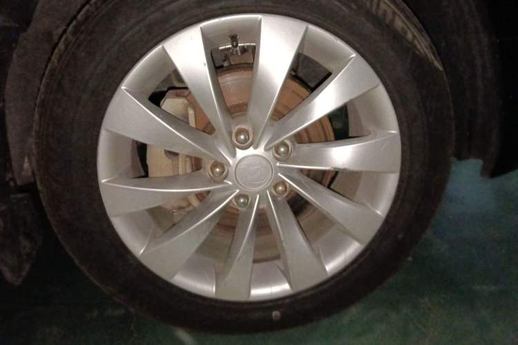 Used FORTHING CM7 2018 2.0T Automatic Luxury Version Right Front Wheel Hub