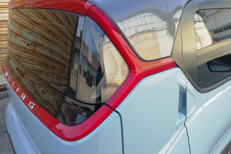 Used Wuling NAMMIEV 2021 Playful Model – High-Power Version
