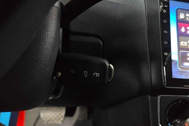 Used Volkswagen Polo 2016 1.6L Automatic Comfort Model Vehicle Key