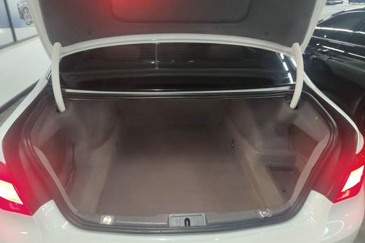 Used BMW 7 Series 2014 730Li Premium Edition
