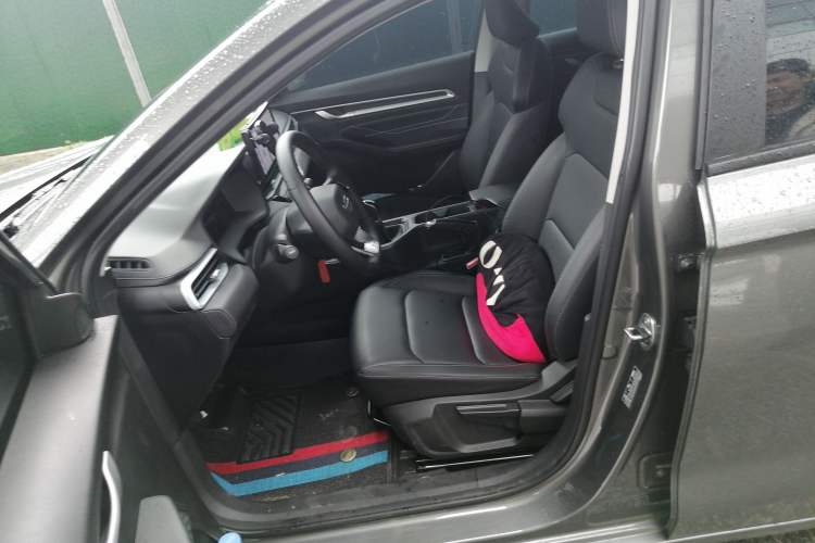 Used Geely Auto Emgrand 2026 Model 4th Generation 4 Millionth Anniversary Edition 1.5L Manual Overdrive Edition