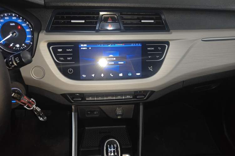 Used Geely Auto Vision X3 2020 1.5L Manual Luxury Edition
