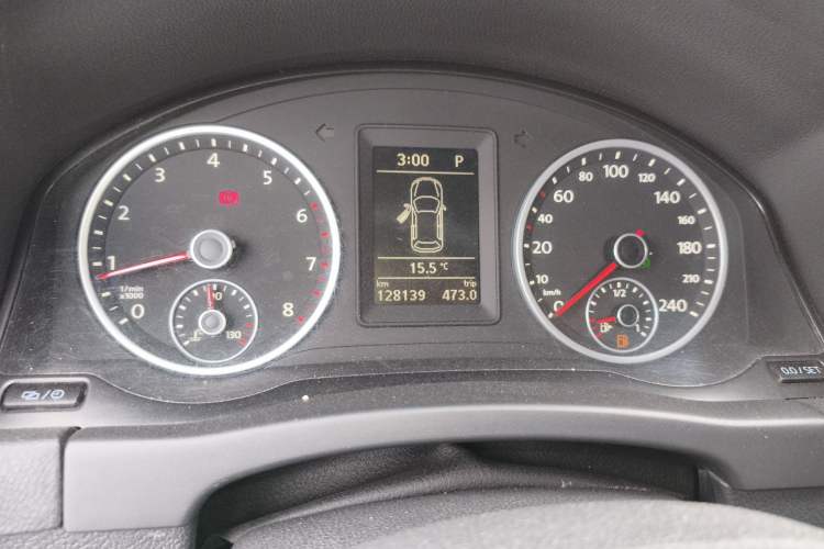 Used Volkswagen Tiguan 2013 1.8TSI Automatic Two-Wheel Drive Trend Edition Instrument Cluster