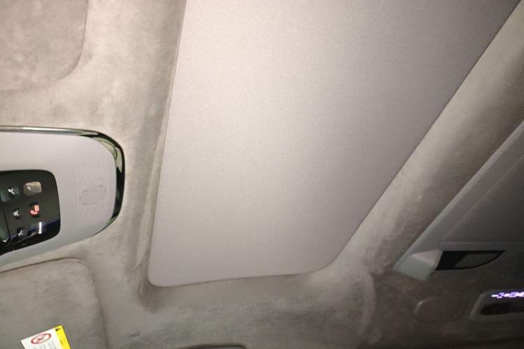 Used Zeekr 009 2024 Six-Seat Executive Version 4WD 108 kWh