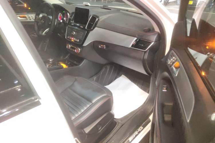 Used Mercedes-Benz GLE Coupe AMG 2017 AMG GLE 43 4MATIC Coupe SUV
