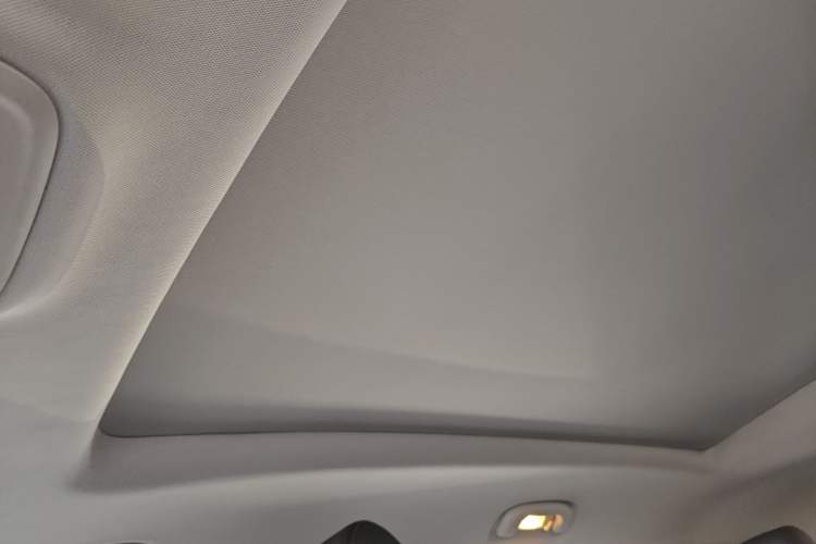 Used Chevrolet Orlando 2020 Light Hybrid Redline 530T Automatic Enjoyment Edition (5+2 Models)