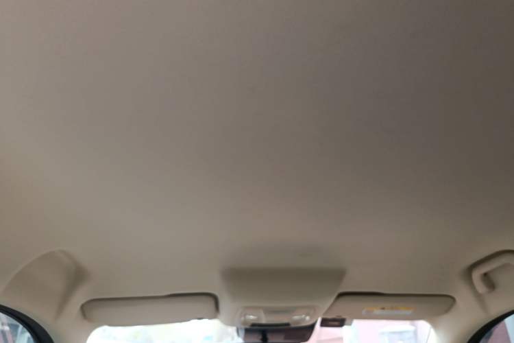 Used ORA Good Cat 2023 401 km Standard Range Luxury Version Lithium Iron Phosphate