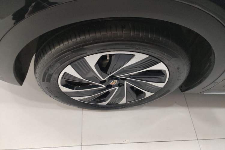 Used Hongqi HS7 PHEV 2024 2.0T PHEV Four-Wheel Drive Flagship Edition 6 Seats
