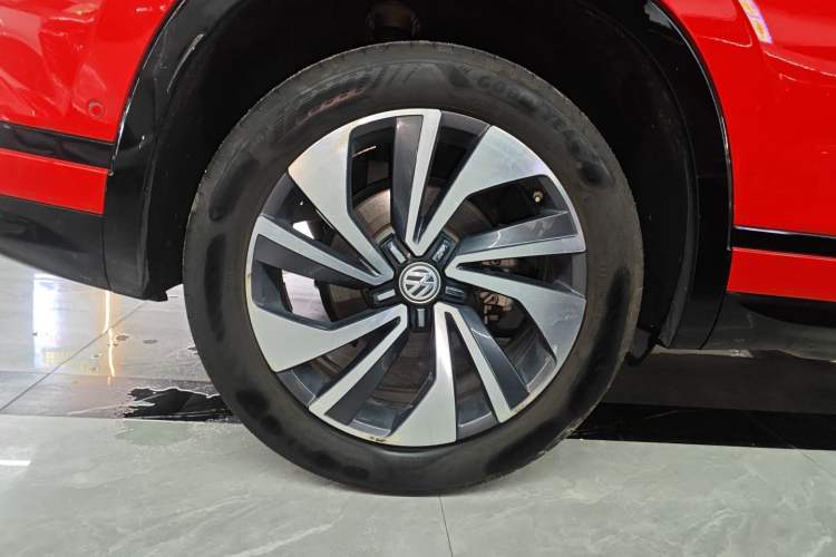 Used Volkswagen Tayron X 2020 380TSI Four-Wheel Drive Dynamic Connect Edition Right Rear Wheel Hub