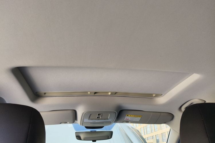 Used Roewe i5 2021 1.5L CVT Platinum Edition
