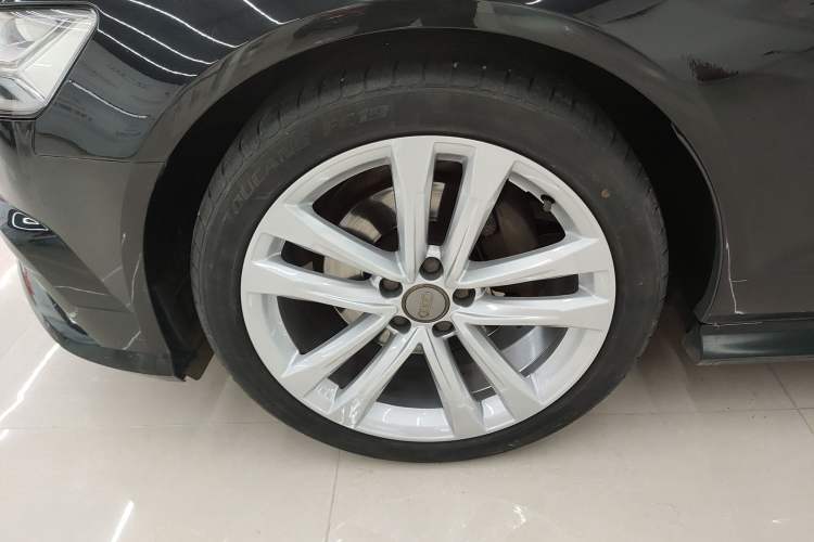 Used Audi A6L 2018 30th Anniversary Edition 30 FSI Style Model Exterior 4