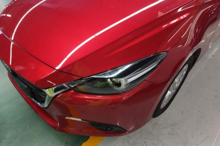 Used Mazda 3 Axela 2017 Hatchback 1.5L Automatic Luxury Model Emission Standard China V