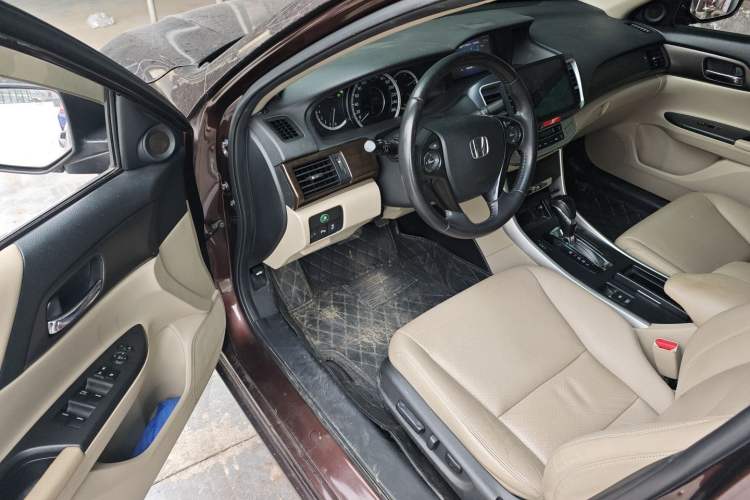 Used Honda Accord 2014 2.0L EX Luxury Edition Driver Seat