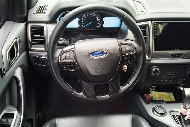 Used Ford Everest 2017 2.0T Gasoline Automatic 4x4 Luxury Edition 7 Seats
