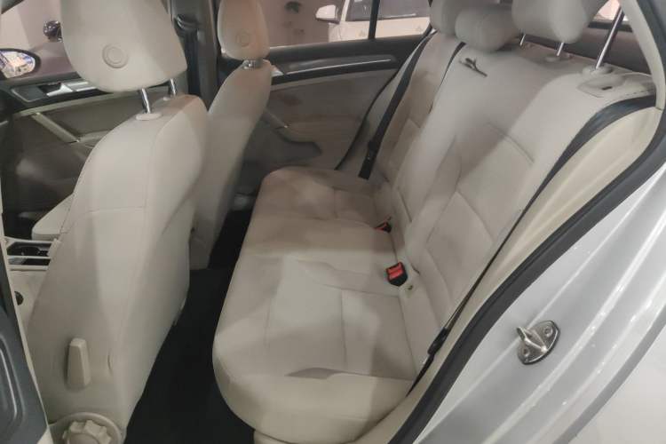 Used Volkswagen Golf 2015 1.4TSI Automatic Comfort Model
