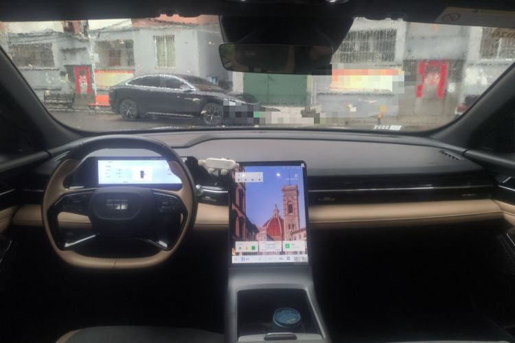 Used Geely Galaxy L6 2024 125km PLUS Dragon Edition