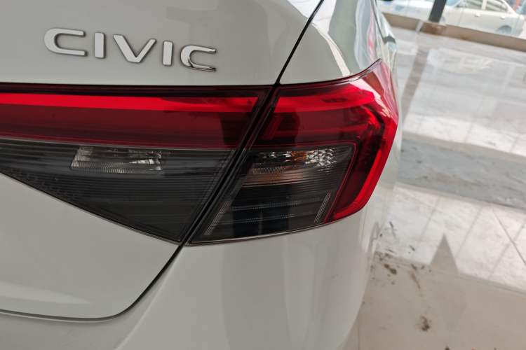 Used Honda Civic 2023 240TURBO CVT Dynamic Edition Right Rear Taillight