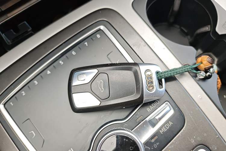 Used Audi Q7 2016 40 TFSI Comfort Model