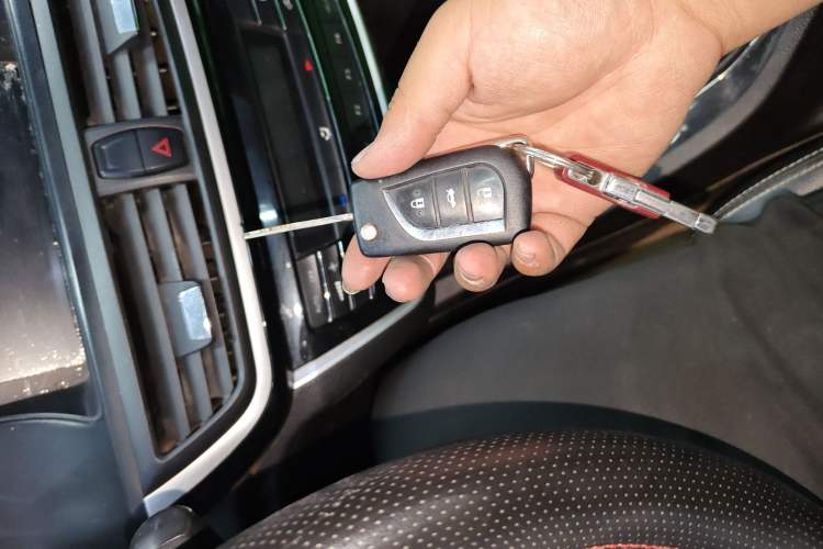 Used Soueast V5 Lingzhi 2015 Plus 1.5L Manual Smart Edition Vehicle Key