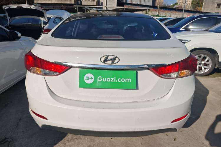 Used Hyundai Elantra (5th Generation / Langdong) 2015 1.6L Automatic Fashion Model