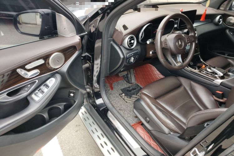 Used Mercedes-Benz GLC 2017 GLC 260 4MATIC Luxury Model
