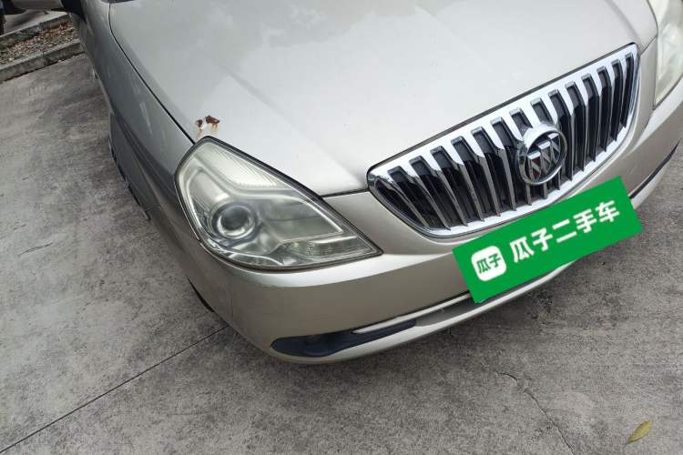 Used Buick Excelle 2013 1.5L Automatic Classic Model Right Front Headlight