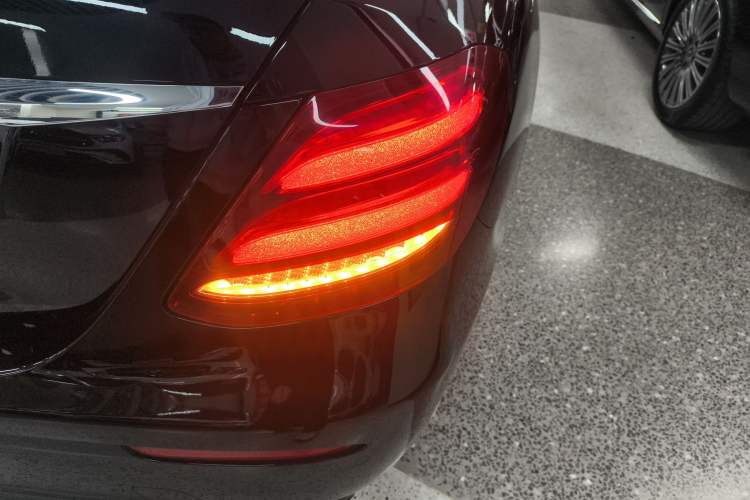 Used Mercedes-Benz E-Class 2018 Facelift E 200 L